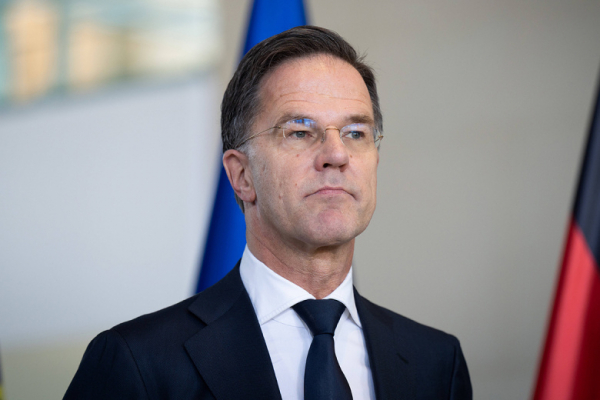 Генсека НАТО обвинили в искажении фактов в угоду США