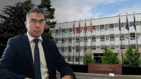 МИД Кыргызстана недовольно полицией РФ, которая вскрыла квартиру кыргызского дипломата, требуя показать миграционный квиток