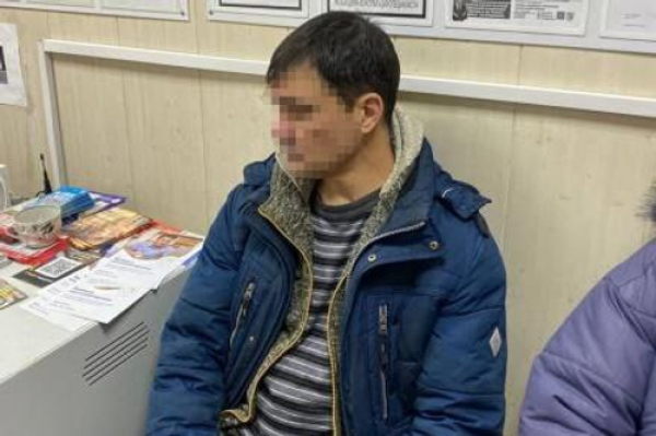 Бомж пытался высушить трусы в микроволновке и чуть не спалил МФЦ под Новосибирском