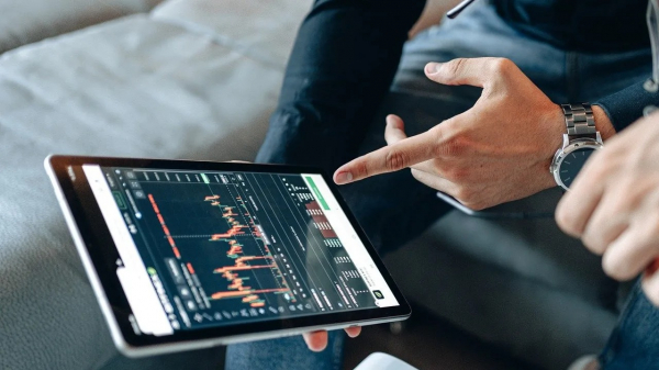 Премаркет США: Аналитики видят потенциал роста на фоне вероятного снижения ставки ФРС