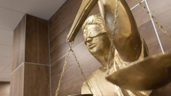 Мужчина заживо сжег свою знакомую, приревновав ее 24/02/2026 &ndash; Новости