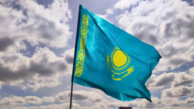 В Южной Корее введено военное положение: Посольство РК обратилось к казахстанцам