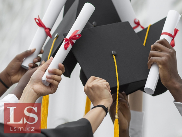 Обман разума: образовательный центр в Алматы подозревают в мошенничестве